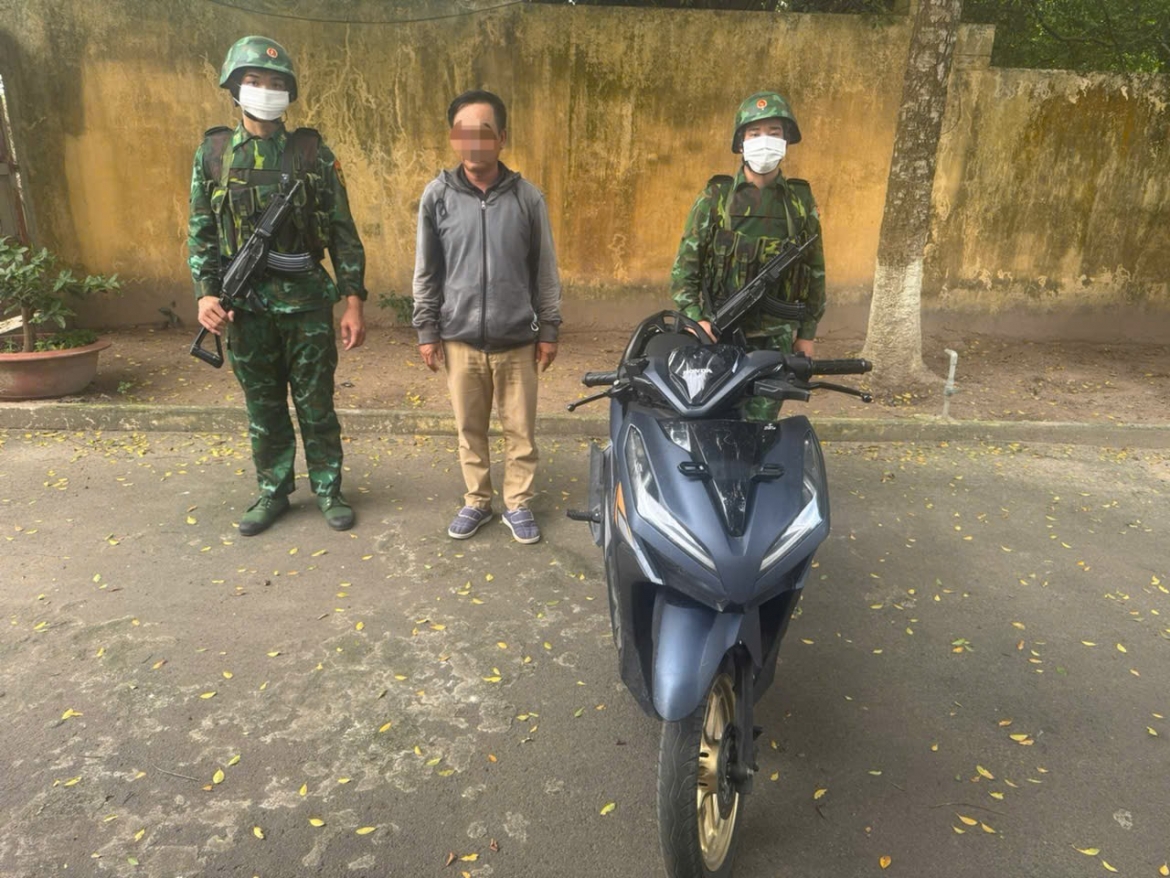 chan dung vu dua xe may trom cap tu Dong nai sang campuchia hinh anh 1