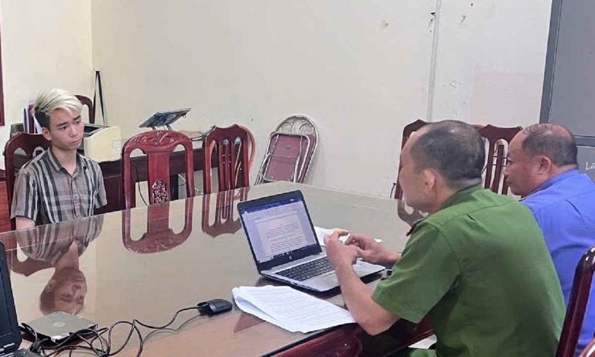 Bắt đối tượng bán ma túy “cỏ Mỹ” tại Ninh Bình