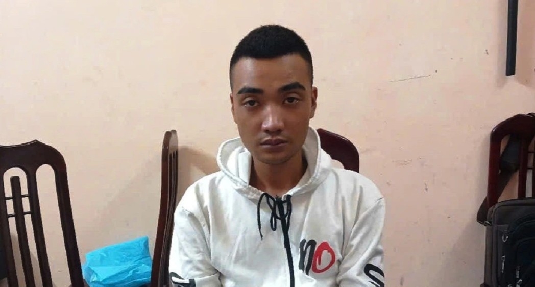 Bắt giữ đối tượng gây ra 7 vụ cướp giật điện thoại của phụ nữ