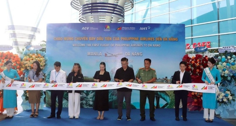 Philippine Airlines launches direct flight from Manila to Da Nang