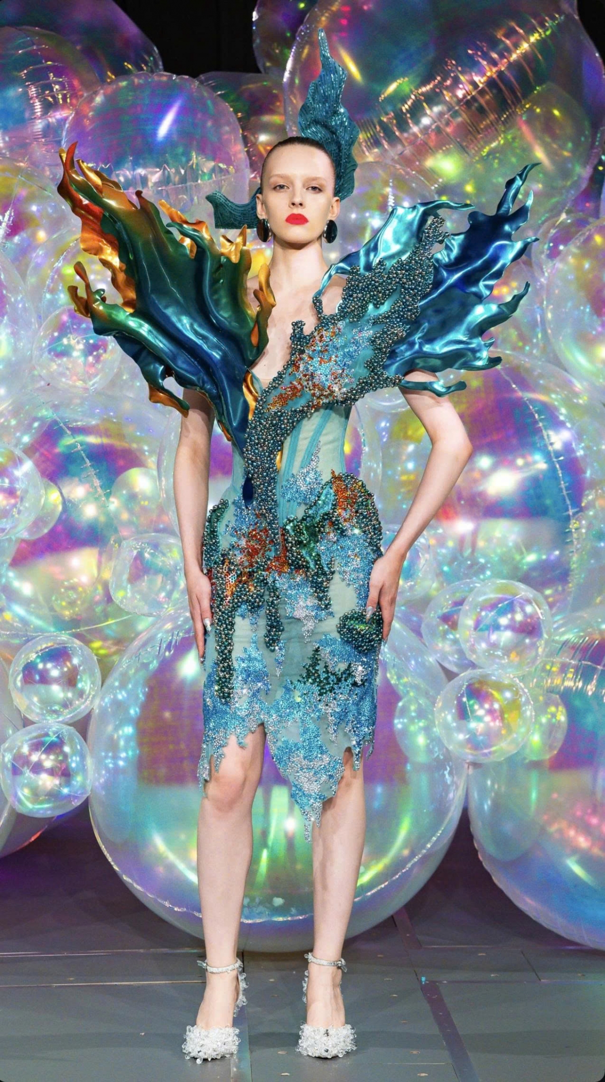 vietnamese designer debuts at paris haute couture week fw25 picture 1 vietnamese designer debuts at paris haute couture week fw25 picture 1