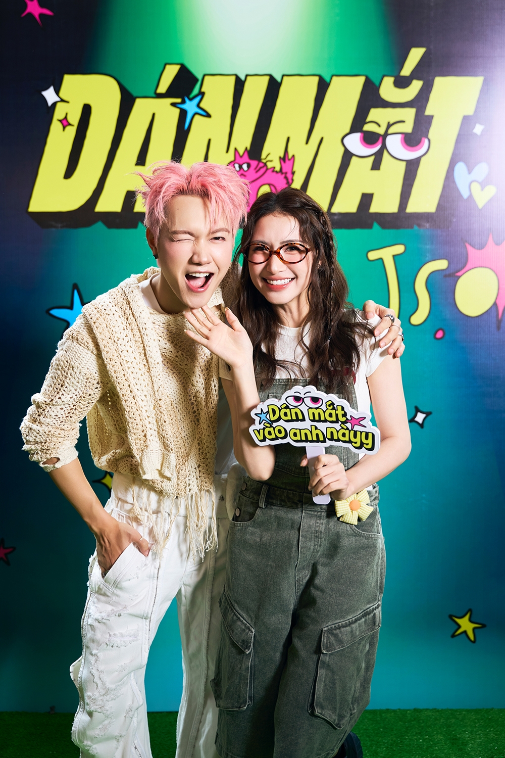 jsol mời cả dàn anh trai say hi đóng mv mà không tốn một xu hình ảnh 2 jsol moi ca dan anh trai say hi dong mv ma khong ton mot xu hinh anh 2