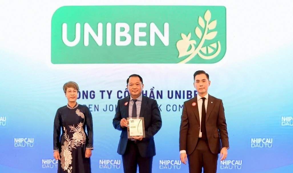 uniben được vinh danh tại top 50 doanh nghiệp phát triển bền vững 2025 hình ảnh 1 uniben duoc vinh danh tai top 50 doanh nghiep phat trien ben vung 2025 hinh anh 1