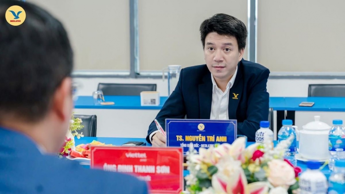 medlatec hop tac voi viettel post mo rong he sinh thai cham soc suc khoe so hinh anh 3