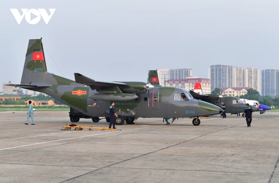 air force brigade 918 holds formation flying drill ahead of national day picture 2 air force brigade 918 holds formation flying drill ahead of national day picture 2