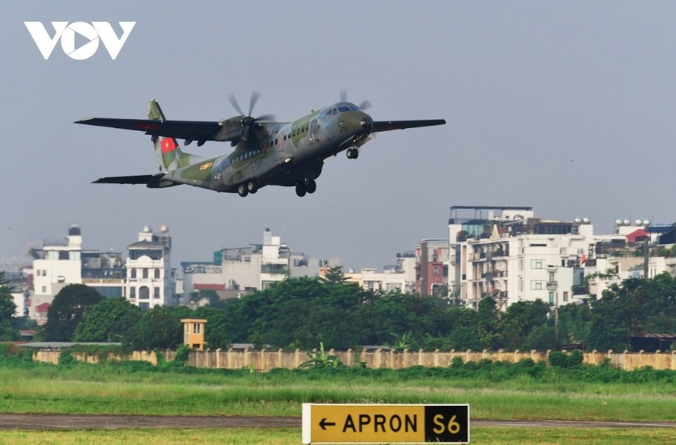 air force brigade 918 holds formation flying drill ahead of national day picture 9 air force brigade 918 holds formation flying drill ahead of national day picture 9