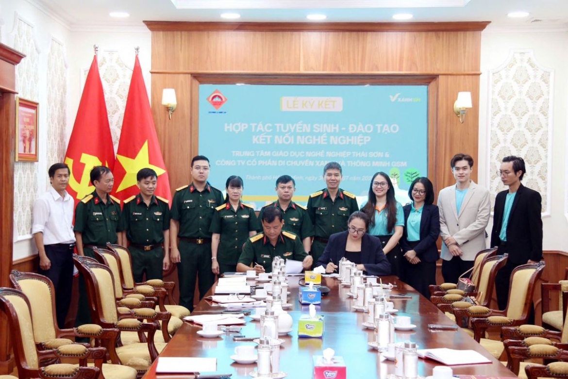 gsm hop tac trung tam thai son tao viec lam ben vung cho bo doi xuat ngu hinh anh 1