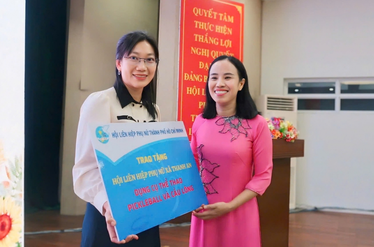 phụ nữ tp.hcm sau sáp nhập vững vàng chuyển đổi, chủ động bắt nhịp mới hình ảnh 3 phu nu tp.hcm sau sap nhap vung vang chuyen doi, chu dong bat nhip moi hinh anh 3