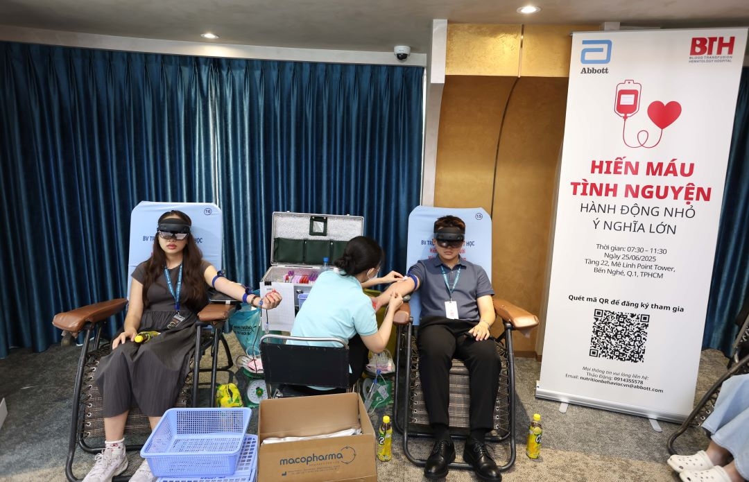 abbott đổi mới trải nghiệm hiến máu với thực tế ảo tích hợp hình ảnh 2 abbott doi moi trai nghiem hien mau voi thuc te ao tich hop hinh anh 2