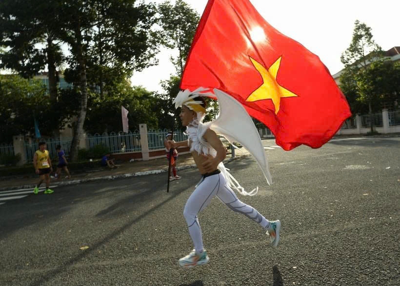 vietcombank mekong delta int l marathon 2025 wraps up in can tho picture 1 vietcombank mekong delta int l marathon 2025 wraps up in can tho picture 1