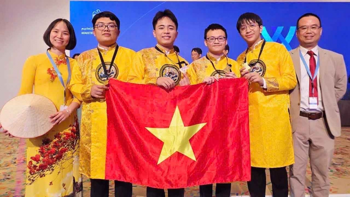 lần đầu tiên việt nam giành 4 huy chương vàng olympic hóa học quốc tế hình ảnh 1 lan dau tien viet nam gianh 4 huy chuong vang olympic hoa hoc quoc te hinh anh 1