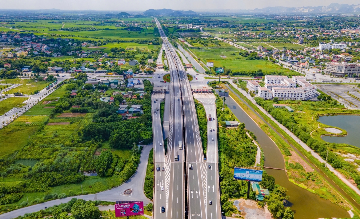 to chuc lai giao thong tren cao toc cau gie-ninh binh de thi cong ham chui phu thu hinh anh 2