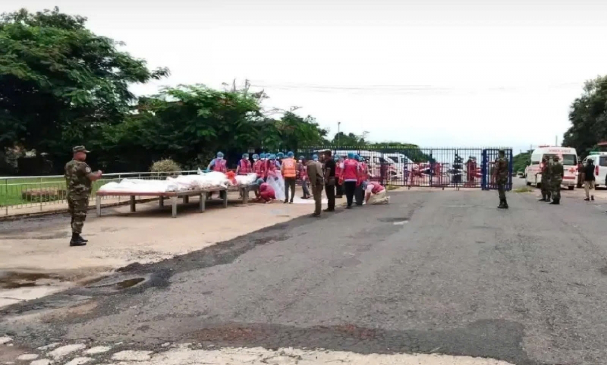 Thái Lan bàn giao 12 thi thể binh sĩ Campuchia thiệt mạng trong cuộc đụng độ