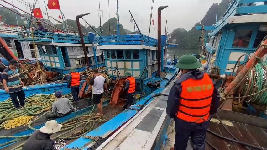 quan doi huy dong hon 346.000 nguoi, 5 may bay ung pho bao so 3 wipha hinh anh 1