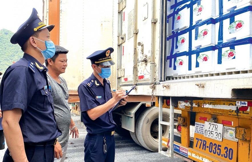 xử lý nghiêm buôn lậu, gian lận thương mại, trốn thuế, gian lận thuế hình ảnh 1 xu ly nghiem buon lau, gian lan thuong mai, tron thue, gian lan thue hinh anh 1