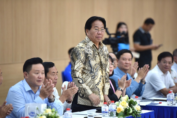 khai mạc giải bóng rổ học sinh - sinh viên 2025 kiến tạo sân chơi chuyên nghiệp hình ảnh 9 khai mac giai bong ro hoc sinh - sinh vien 2025 kien tao san choi chuyen nghiep hinh anh 9