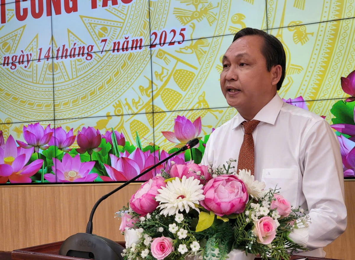 cần thơ công bố quyết định về công tác cán bộ hình ảnh 3 can tho cong bo quyet dinh ve cong tac can bo hinh anh 3