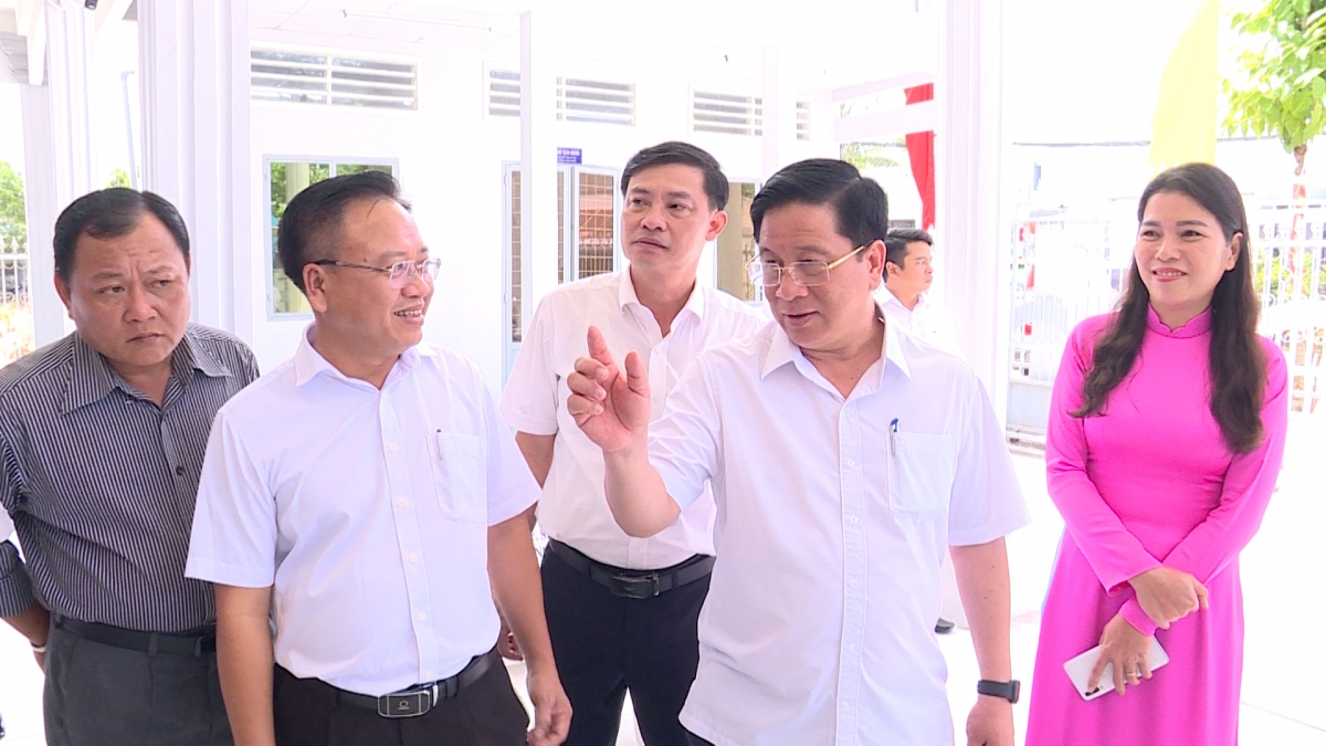 toàn cảnh ngày đầu vận hành chính quyền địa phương 2 cấp tại 34 tỉnh, thành phố hình ảnh 28 toan canh ngay dau van hanh chinh quyen dia phuong 2 cap tai 34 tinh, thanh pho hinh anh 28