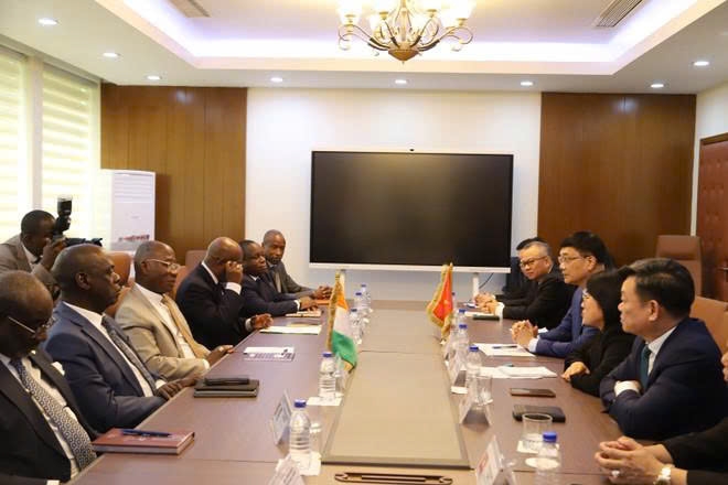 vietnam enhances friendship, cooperation with côte d ivoire picture 2 vietnam enhances friendship, cooperation with cote d ivoire picture 2