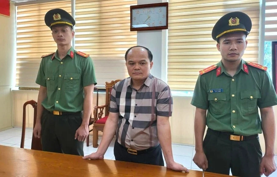 trưởng văn phòng đại diện của một tạp chí ở hà tĩnh bị bắt hình ảnh 2 truong van phong dai dien cua mot tap chi o ha tinh bi bat hinh anh 2