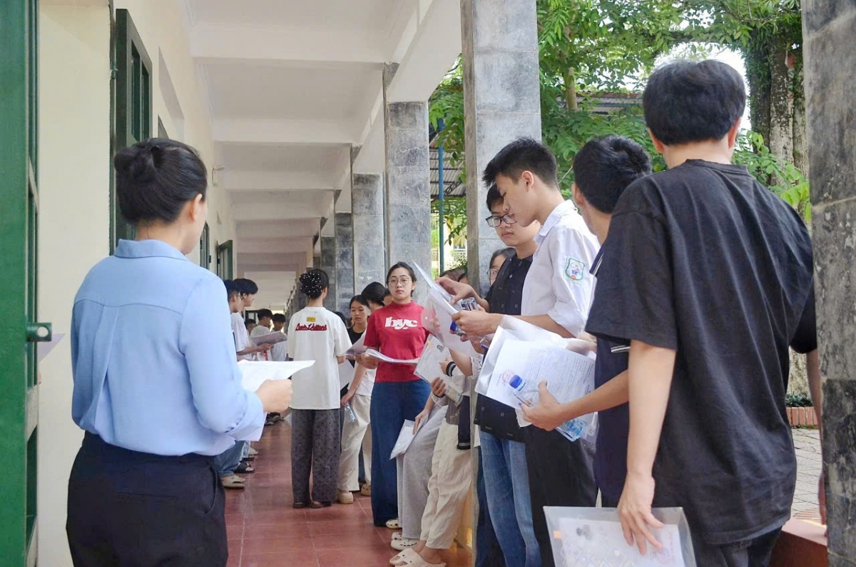 Điện Biên lọt top 4 toàn quốc môn Tiếng Anh kỳ thi THPT 2025