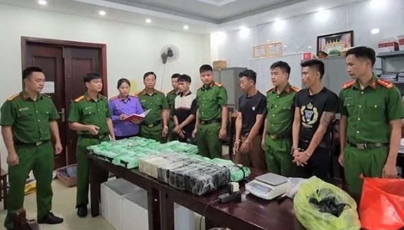 nghe an police bust massive drug trafficking ring from laos picture 1 nghe an police bust massive drug trafficking ring from laos picture 1