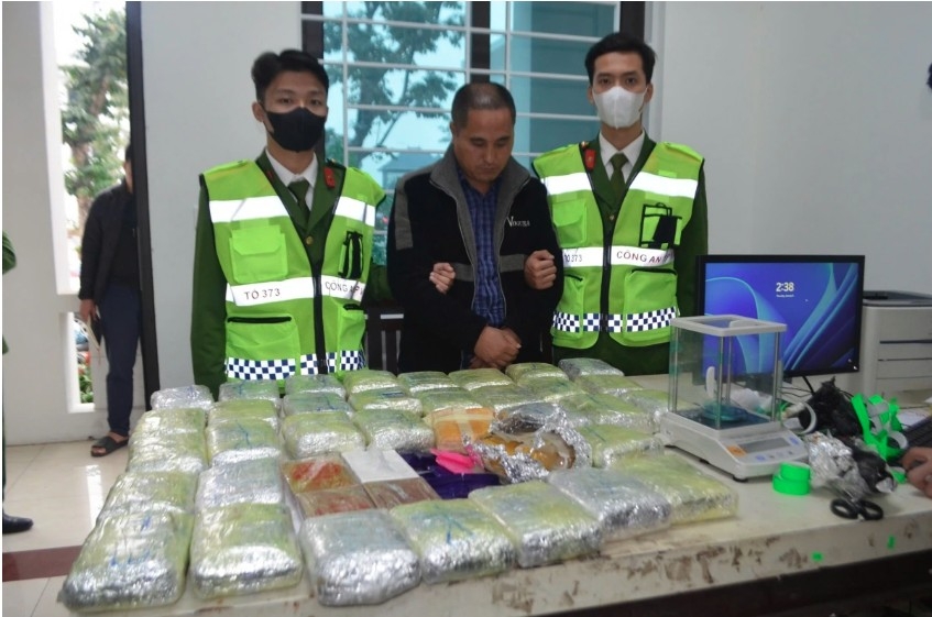 nearly 23,000 drug criminals arrested over six-month period picture 1 nearly 23,000 drug criminals arrested over six-month period picture 1