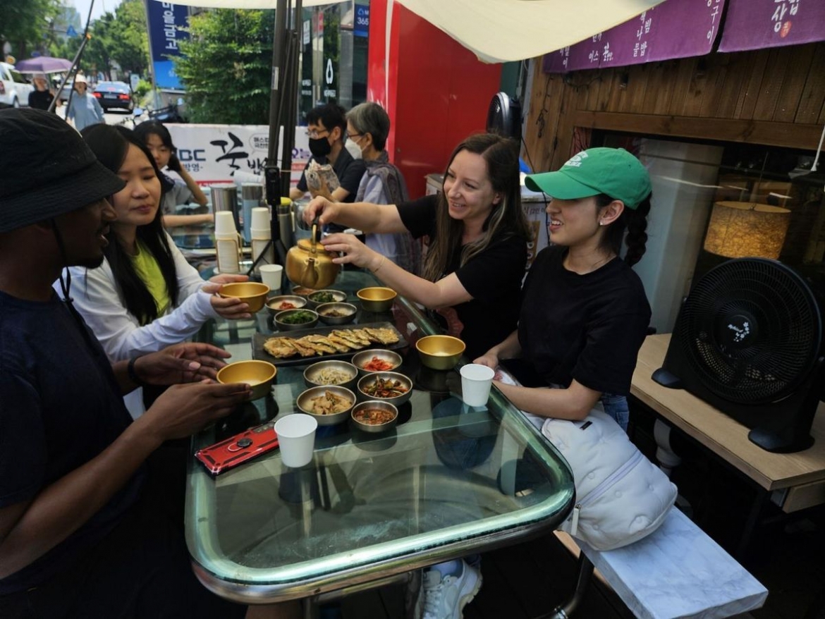 leo nui trong thanh pho - xu huong du lich hut khach o seoul hinh anh 4