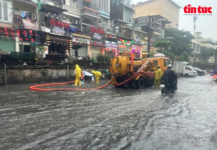 hanoi spends over us 14.6 million on inner-city flooding prevention picture 1 hanoi spends over us 14.6 million on inner-city flooding prevention picture 1