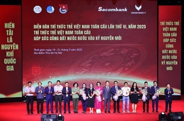 6th global vietnamese young intellectuals forum opens in hanoi picture 1