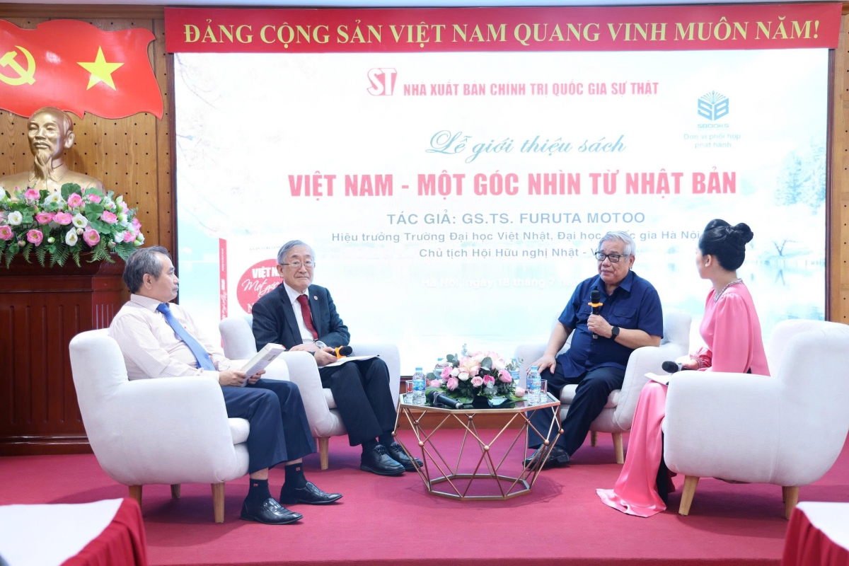 ra mắt tác phẩm độc đáo về việt nam của giáo sư nhật bản furuta motoo hình ảnh 1 ra mat tac pham doc dao ve viet nam cua giao su nhat ban furuta motoo hinh anh 1