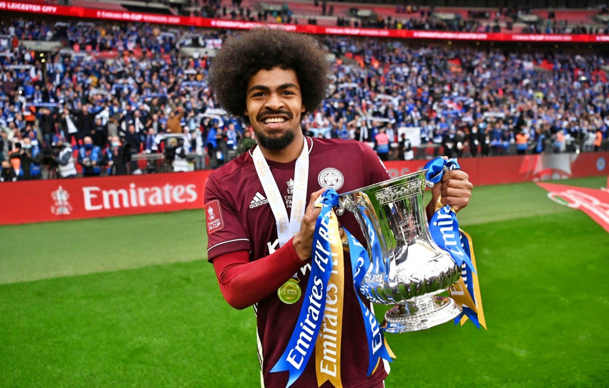 قد يكون لدى المنتخب الفيتنامي لكرة القدم فرصة للتنافس مع نجوم الدوري الإنجليزي الممتاز الصورة 2