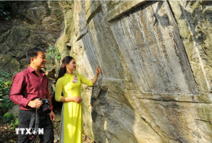 ninh binh seeks global recognition for cliff-based han-nom inscriptions picture 1 ninh binh seeks global recognition for cliff-based han-nom inscriptions picture 1