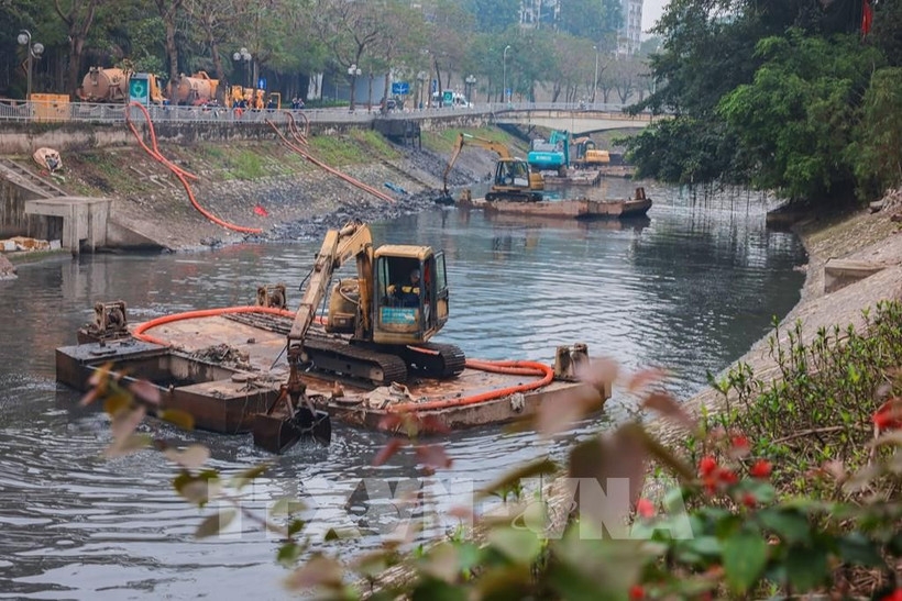 Hanoi approves plan to restore urban rivers, improve environment