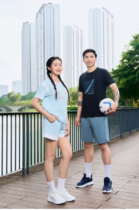 perato thuong hieu thoi trang the thao viet nam duoc Doan van hau chon mat gui vang hinh anh 2