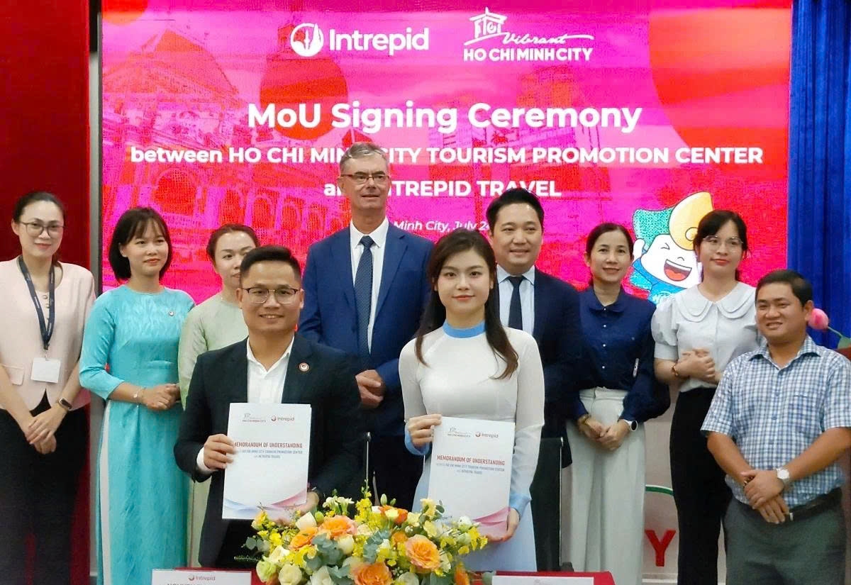 hcm city partners with intrepid travel to promote sustainable tourism picture 1 hcm city partners with intrepid travel to promote sustainable tourism picture 1
