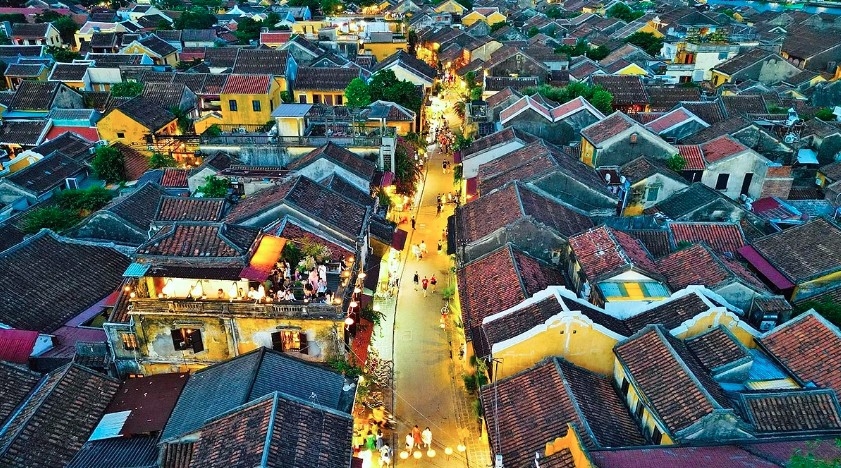 hoi an named among asia s top 8 family-friendly holiday destinations picture 1 hoi an named among asia s top 8 family-friendly holiday destinations picture 1
