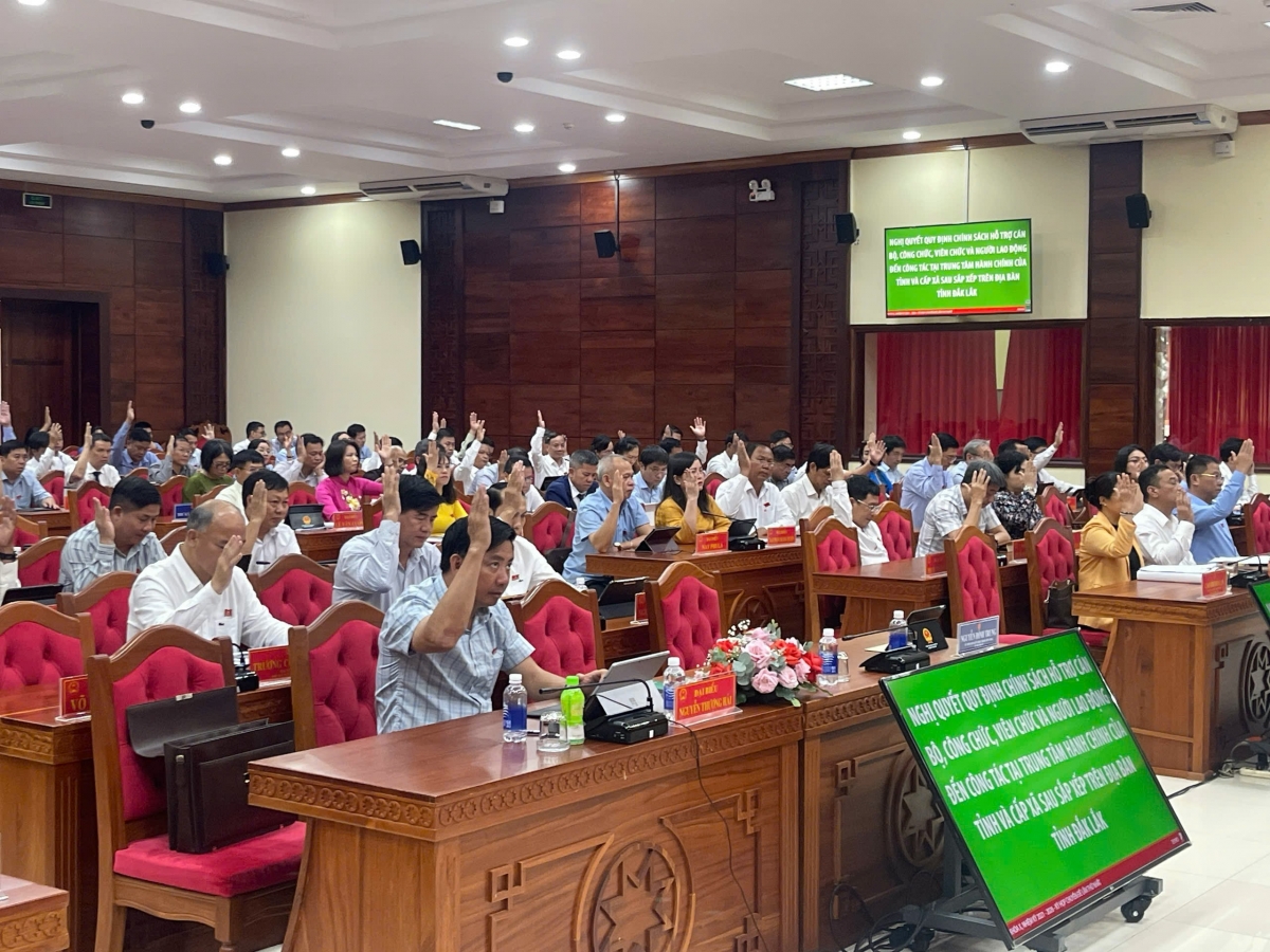 Đắk lắk chốt mức hỗ trợ cán bộ đến tỉnh và xã mới làm việc hình ảnh 1 Dak lak chot muc ho tro can bo den tinh va xa moi lam viec hinh anh 1