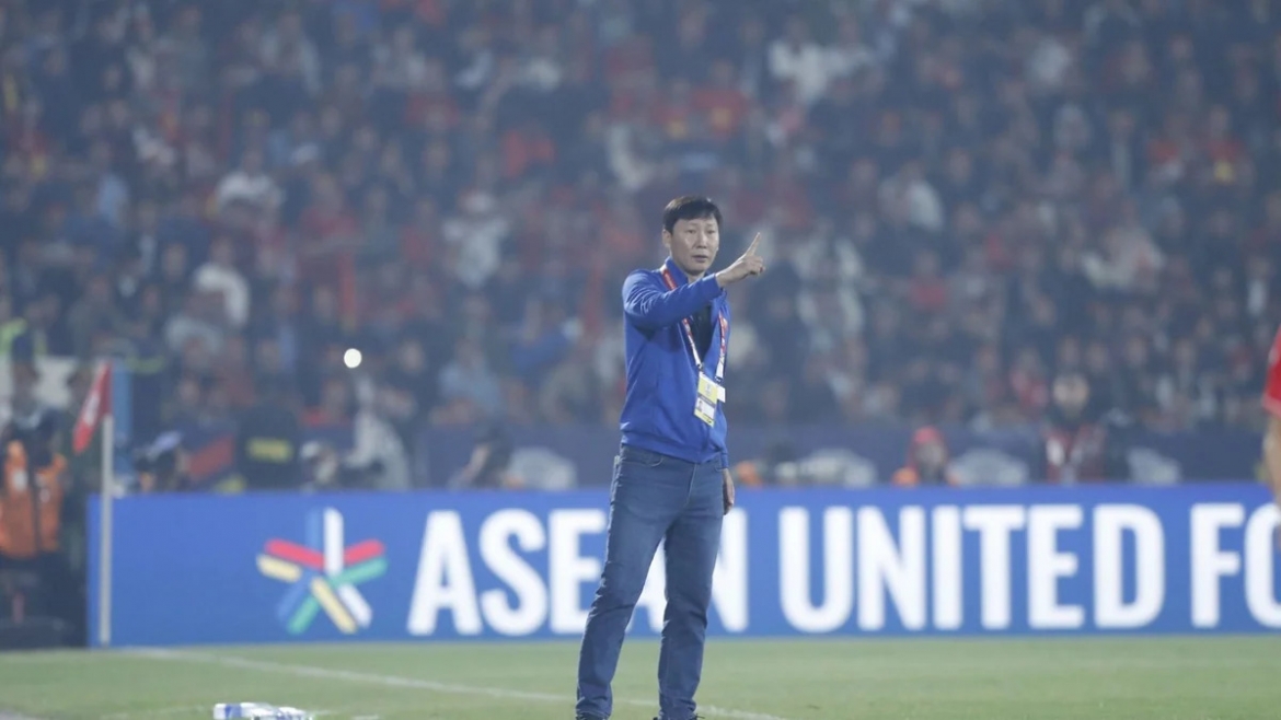 u23 viet nam dang quang u23 Dong nam A 2025 hon ca chuc vo dich hinh anh 2