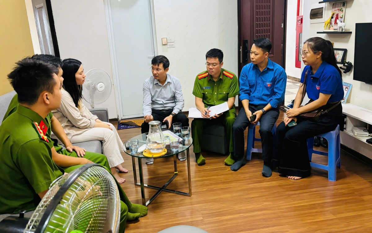hà nội động viên, hỗ trợ gia đình nạn nhân trong vụ lật tàu trên vịnh hạ long hình ảnh 3 ha noi dong vien, ho tro gia dinh nan nhan trong vu lat tau tren vinh ha long hinh anh 3