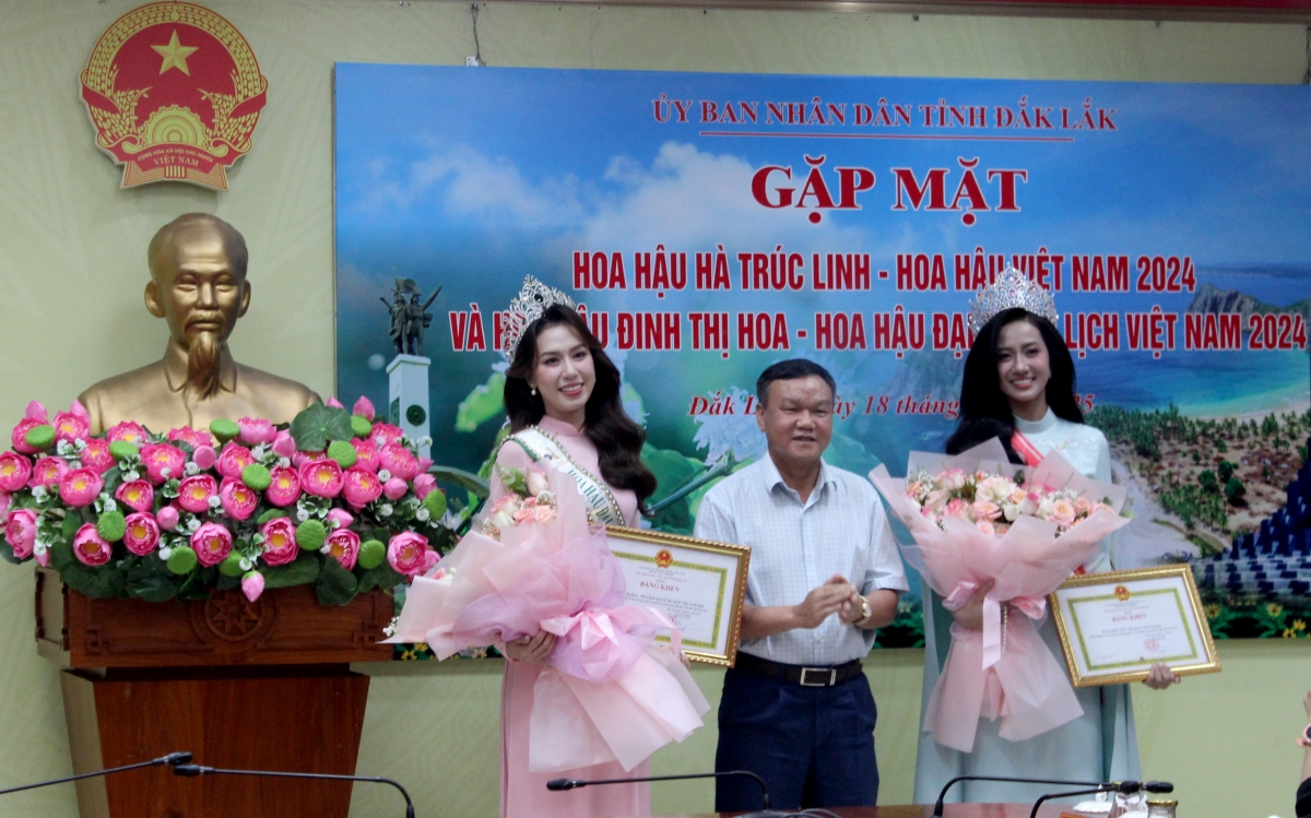 Lãnh đạo tỉnh Đắk Lắk gặp mặt, khen thưởng Hoa hậu Việt Nam 2024 Hà Trúc Linh