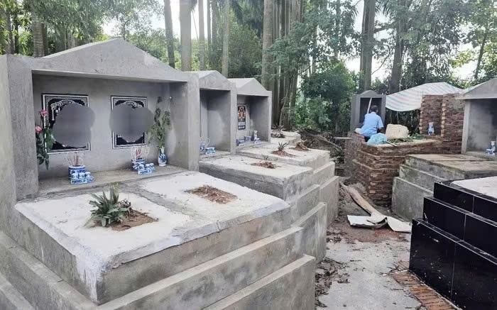 chủ tịch hà nội yêu cầu xử lý nghiêm tình trạng xây mộ ảo , chiếm đất nghĩa trang hình ảnh 1 chu tich ha noi yeu cau xu ly nghiem tinh trang xay mo ao , chiem dat nghia trang hinh anh 1