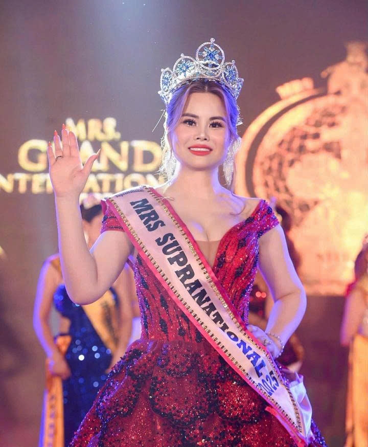 vietnamese phd holder crowned mrs supranational 2025 in myanmar picture 1 vietnamese phd holder crowned mrs supranational 2025 in myanmar picture 1