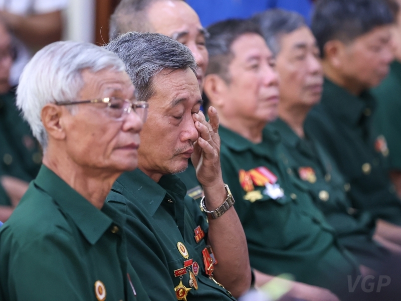 thủ tướng yêu cầu tiếp tục chăm lo tốt đời sống người có công với cách mạng hình ảnh 1 thu tuong yeu cau tiep tuc cham lo tot doi song nguoi co cong voi cach mang hinh anh 1