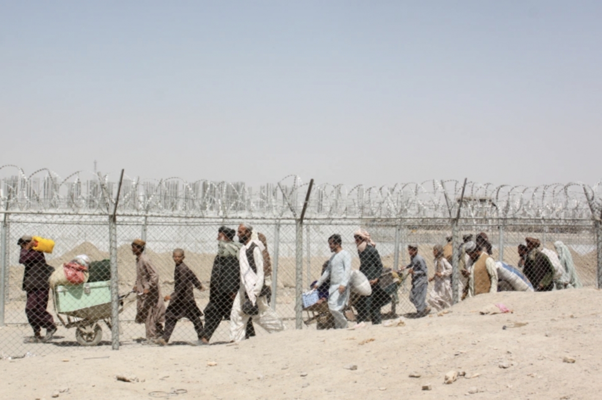 Gần 1 triệu người tị nạn Afghanistan rời Iran trở về nước