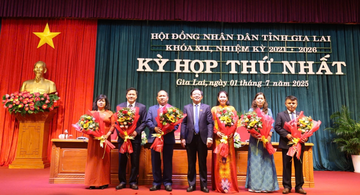 Ông rah lan chung làm chủ tịch hĐnd tỉnh gia lai hình ảnh 2 Ong rah lan chung lam chu tich hDnd tinh gia lai hinh anh 2