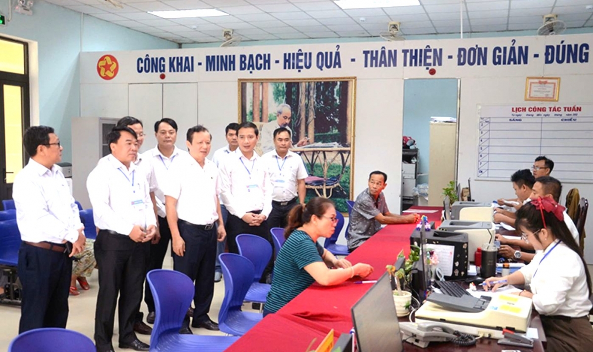 tháo gỡ khó khăn trong vận hành mô hình chính quyền mới tại các xã miền núi ở huế hình ảnh 5 thao go kho khan trong van hanh mo hinh chinh quyen moi tai cac xa mien nui o hue hinh anh 5