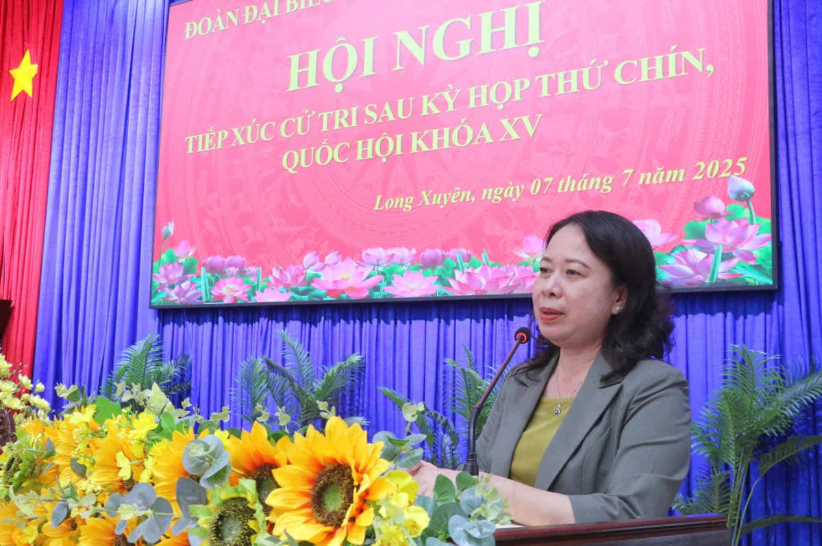 ​Phó Chủ tịch nước Võ Thị Ánh Xuân tiếp xúc cử tri tỉnh An Giang