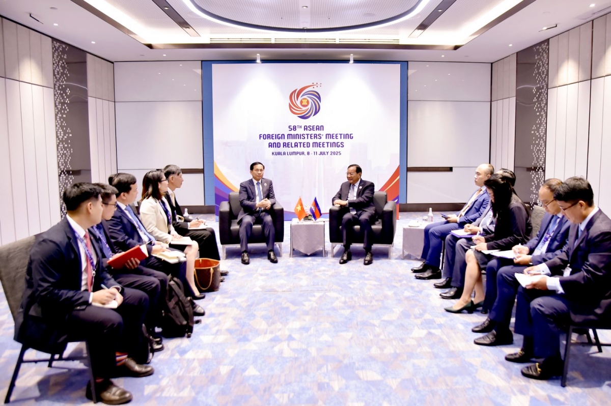 phó thủ tướng bùi thanh sơn gặp gỡ bên lề hội nghị bộ trưởng ngoại giao asean hình ảnh 3 pho thu tuong bui thanh son gap go ben le hoi nghi bo truong ngoai giao asean hinh anh 3