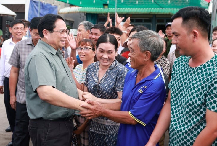 prime minister expresses gratitude to revolution contributors in an giang picture 1 prime minister expresses gratitude to revolution contributors in an giang picture 1